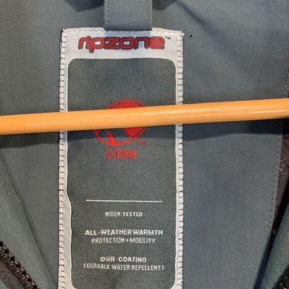 RIP Zone Boys Red Jacket - Picture 4 of 10